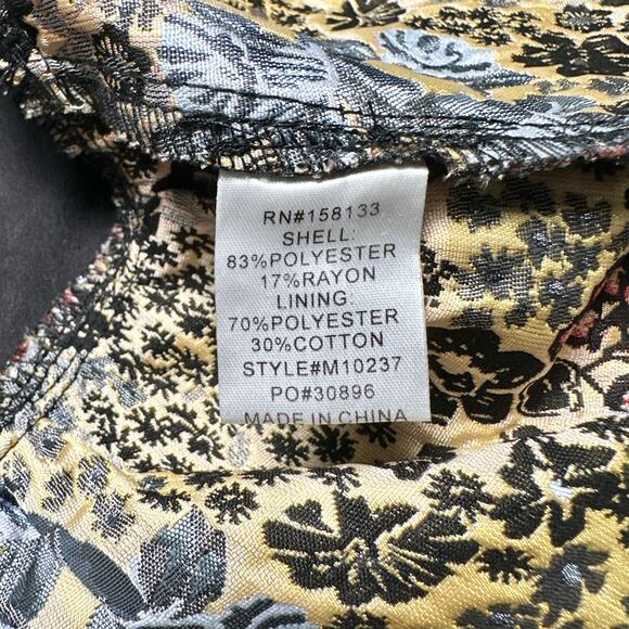 Moodie | Women | Floral Jacquard Tapestry Babydoll Crop Top | Medium - Picture 7 of 12